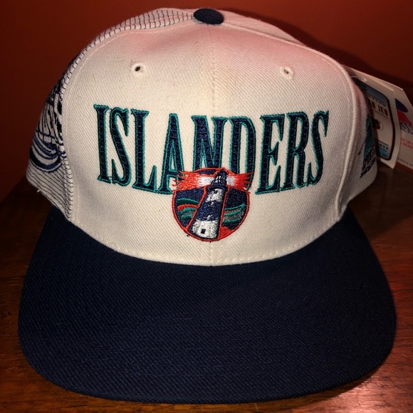 vintage islanders hat